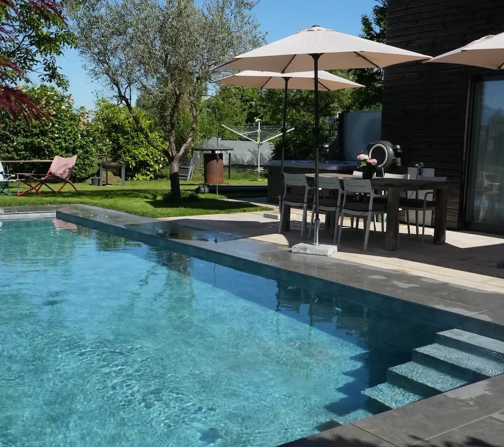In Dornbirn, Vorarlberg gebaute Poolanlage von pool.form